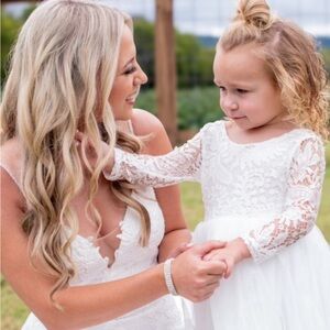 Flower girl dress  full lace top long sleeve floor length PERFECT CONDITION